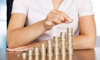中芯国际三季度净利同比增超五成 广汽集团前10月销量下滑逾20%｜港股11月7日公告精选